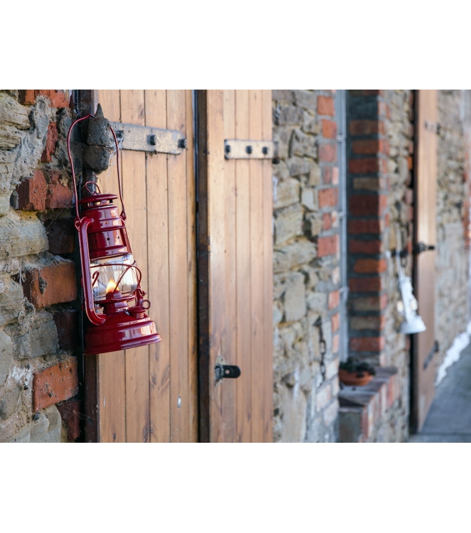 Feuerhand caravan FH 276-RD geel bij Leerentveldvrijetijd.nl