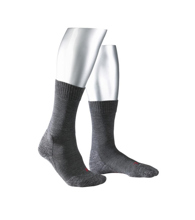 Falke Falke TK2 Explore Women 3180_asphalt mel. 16445 3180_asphalt mel. Falke wandelsokken 16445 zwart combinatie bij Leerentveldvrijetijd.nl
