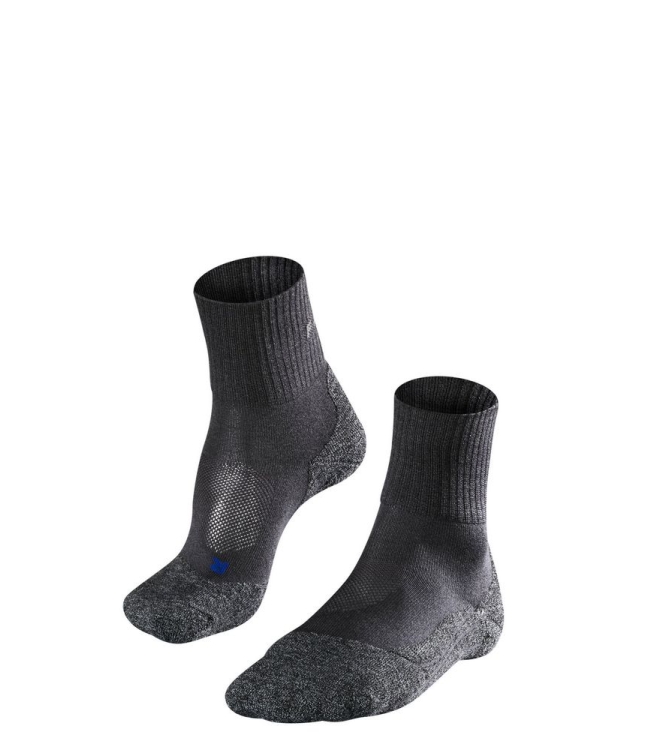 Falke wandelsokken 16154 lichtblauw bij Leerentveldvrijetijd.nl