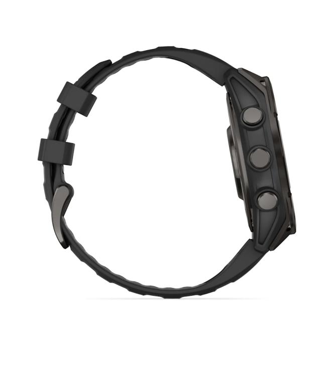 Garmin Garmin fenix 8 47 mm, AMOLED Sapphire Carbon grey DLC-tit zwarte/pebble grey siliconen band 010-02904-21 zwarte/pebble grey siliconen band Garmin orientatie 010-02904-21 licht grijs bij Leerentveldvrijetijd.nl
